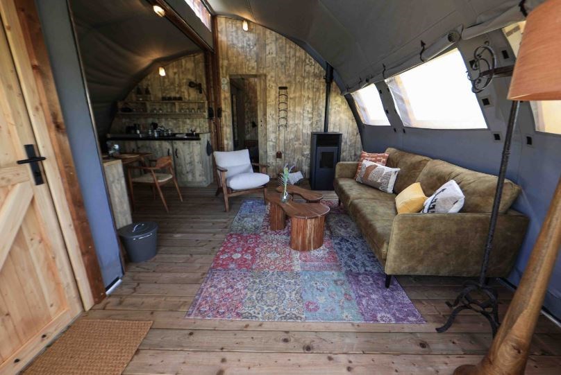 Unieke Arcade lodge met hottub op alpacafarm