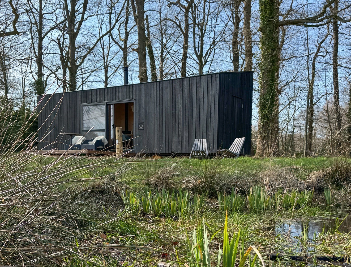 Een uniek offgrid avontuur in een Twente Cabin