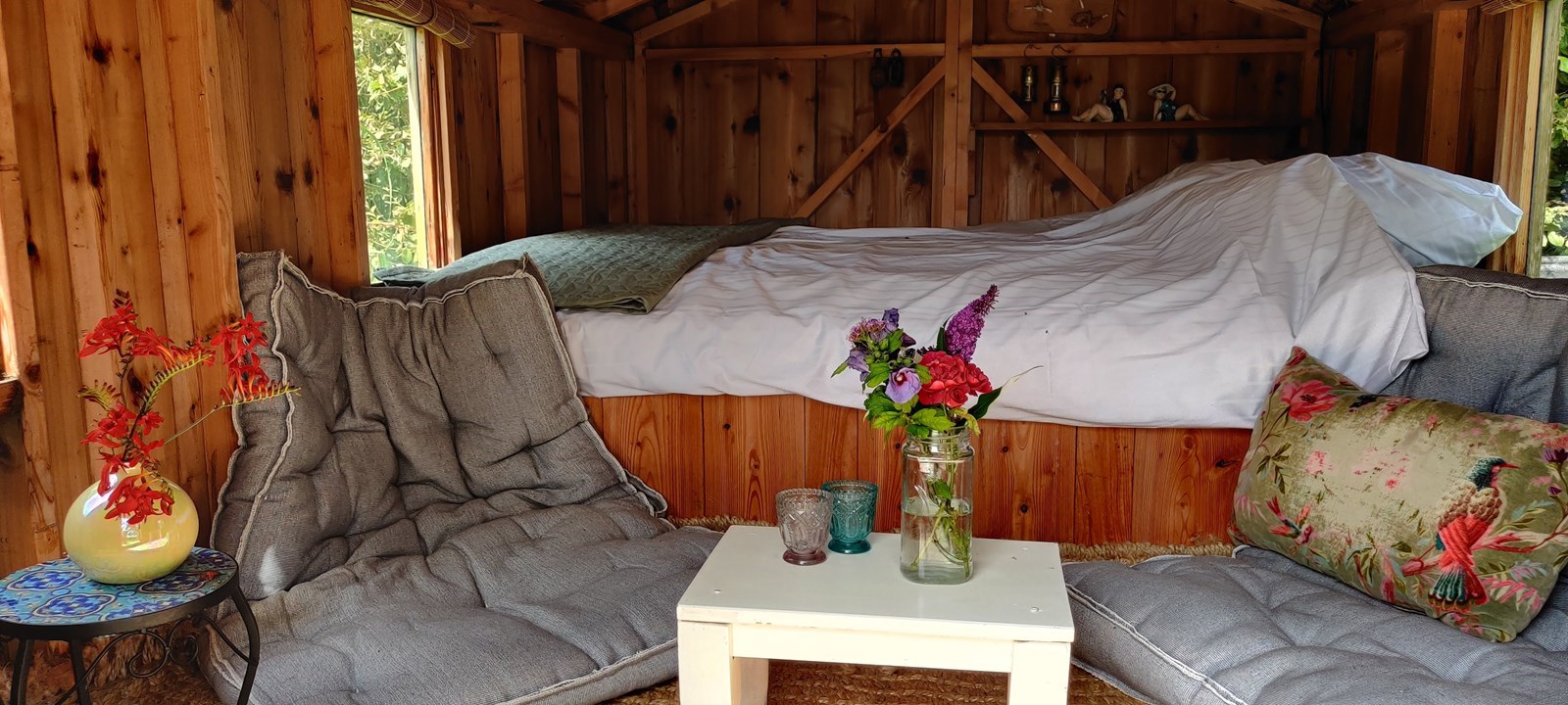 Slapen in een aangespoelde woonark