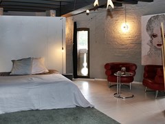 Suite met vrijstaand bad in een middeleeuwse monumentale toren in Zwolle Suite met vrijstaand bad in een middeleeuwse monumentale toren in Zwolle