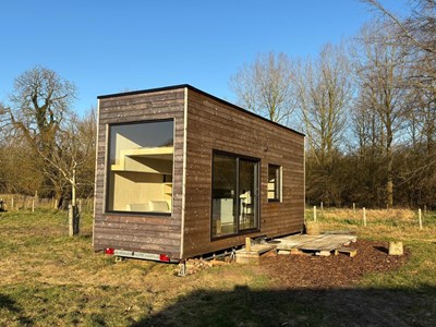 Tiny house tussen de schapen vlakbij Brugge Tiny house tussen de schapen vlakbij Brugge
