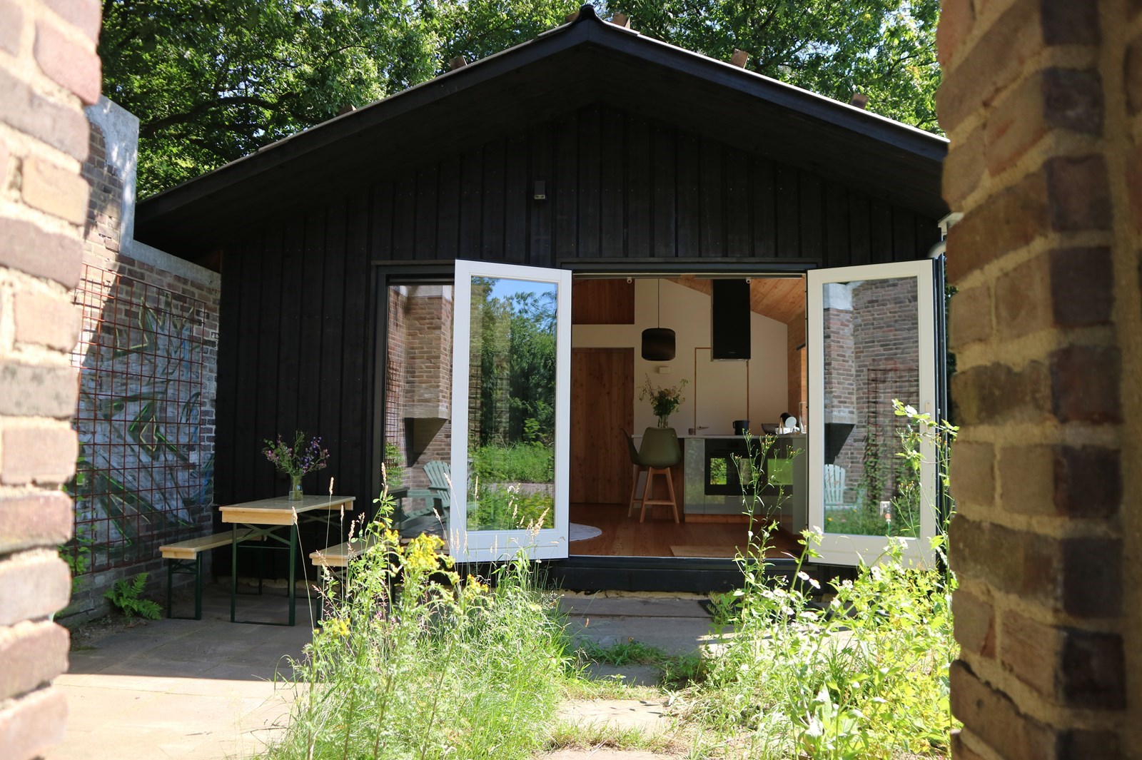 Een uniek vakantiehuis in de ruïne van een schuur 