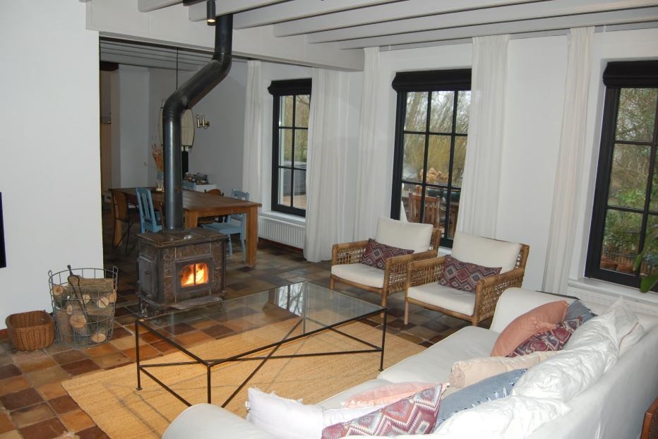 Sfeervol dijkhuisje met jacuzzi en sauna