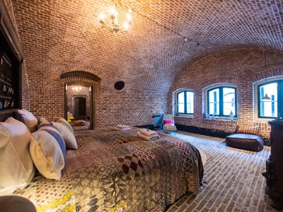 Overnachten in de voormalige Postkamer van een Fort Overnachten in de voormalige Postkamer van een Fort