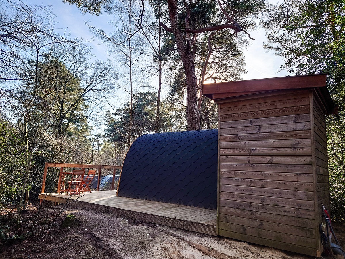 Origineel overnachten in een POD met privé sanitair