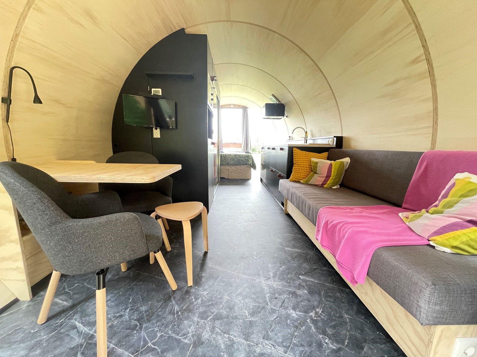 Unieke eco-lodge in de vorm van een Boomstam