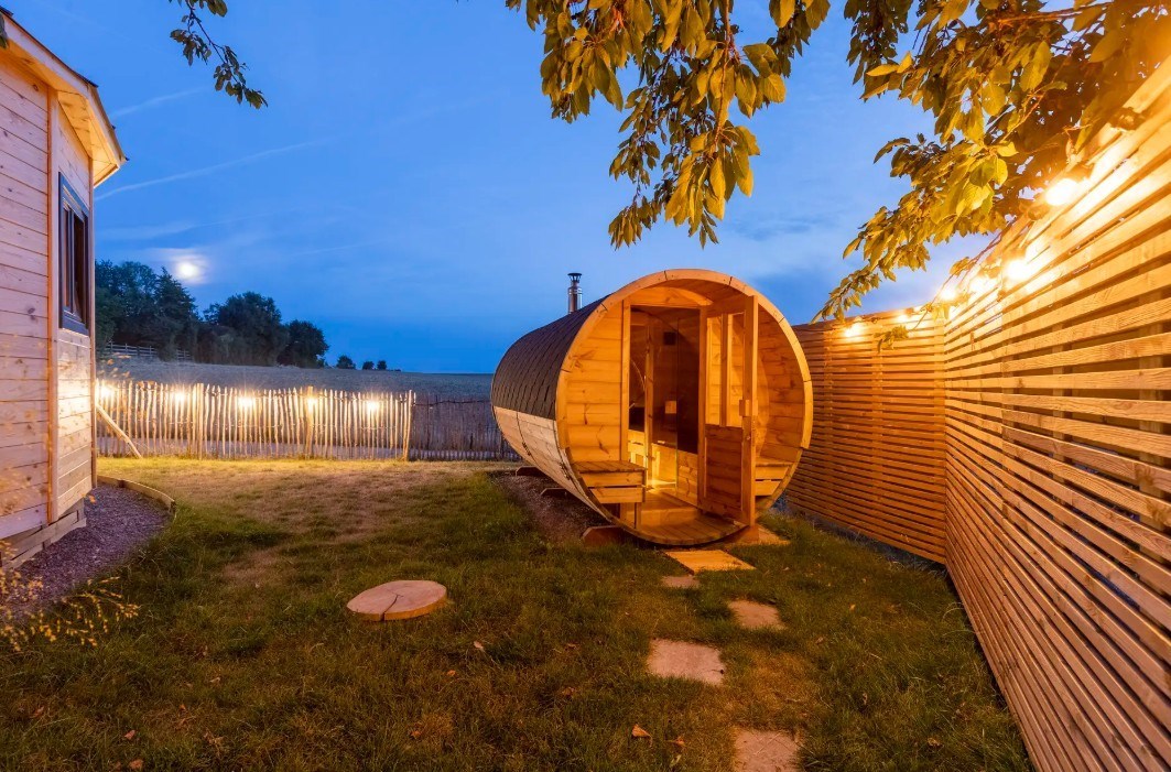 Unieke wellness Yurt met hottub en sauna