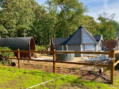 Luxe Finse Kota met jacuzzi en sauna barrel Luxe Finse Kota met jacuzzi en sauna barrel