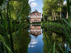 Vorstelijk overnachten in een 18e eeuws Paviljoen aan de Schelde met historische tuin en spiegelvijver Vorstelijk overnachten in een 18e eeuws Paviljoen aan de Schelde met historische tuin en spiegelvijver
