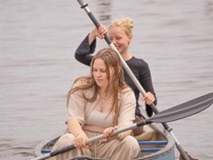 Origineel overnachten in een voormalig spijkstaal wagentje Origineel overnachten in een voormalig spijkstaal wagentje