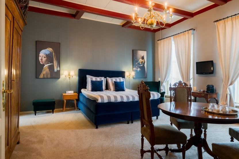 Suite in een 17e-eeuws rechthuis in Friesland