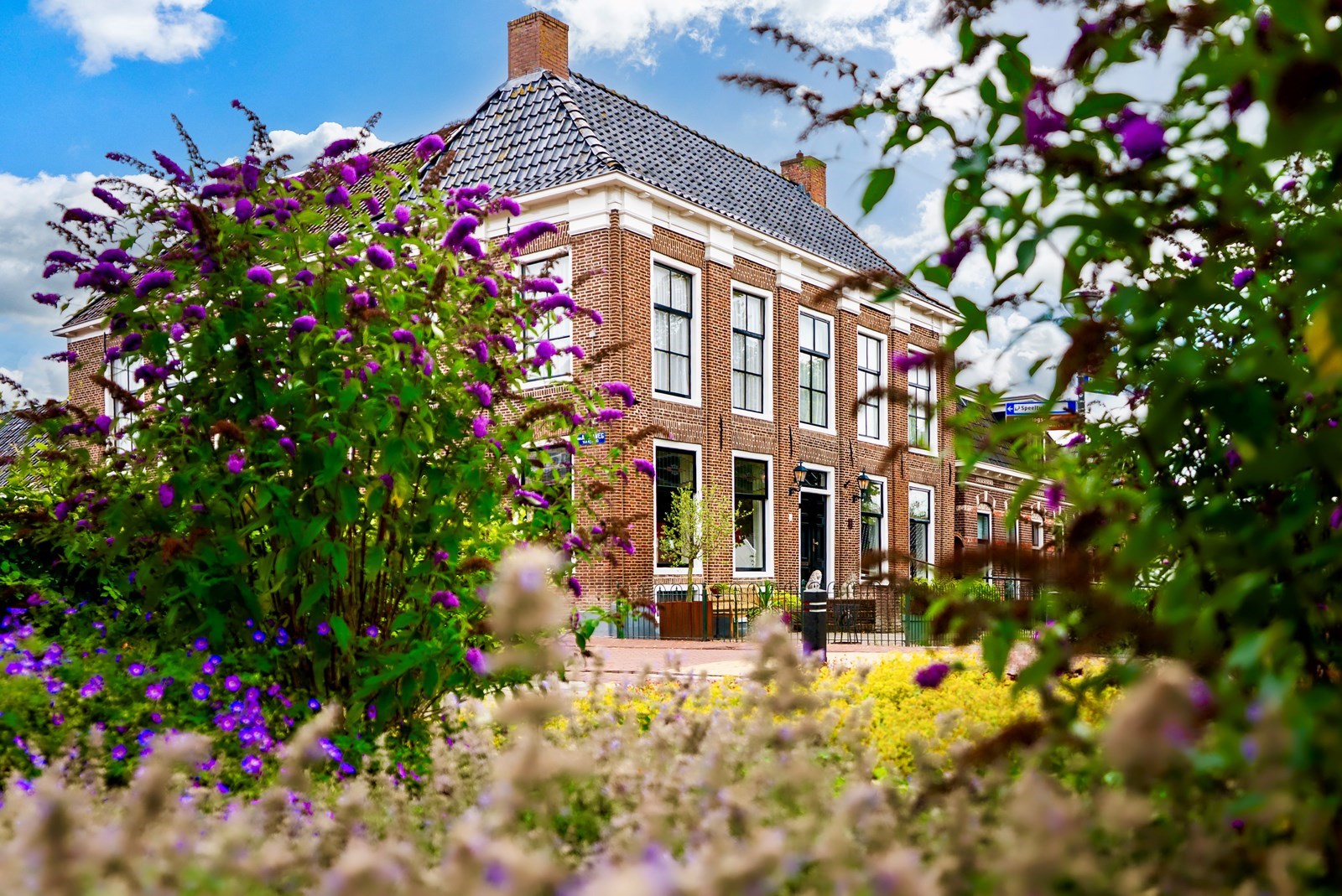 Suite in een 17e-eeuws rechthuis in Friesland