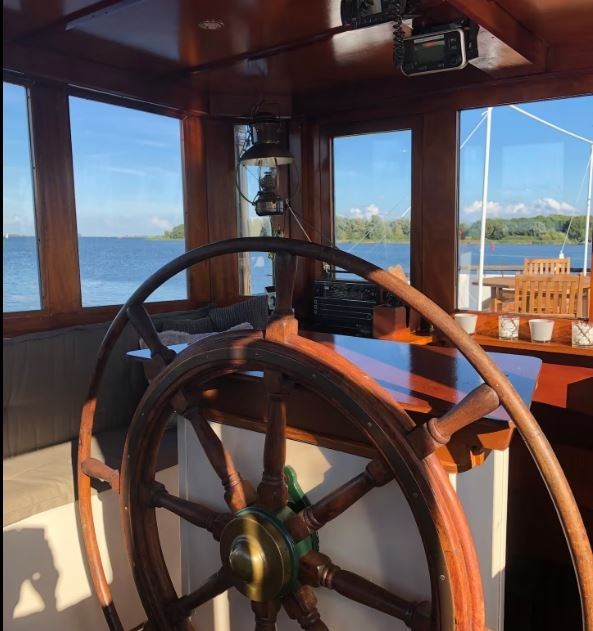 Ervaar het leven op het water op dit bijzonder schip uit 1896