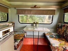 Vintage caravan in landelijke stijl Vintage caravan in landelijke stijl