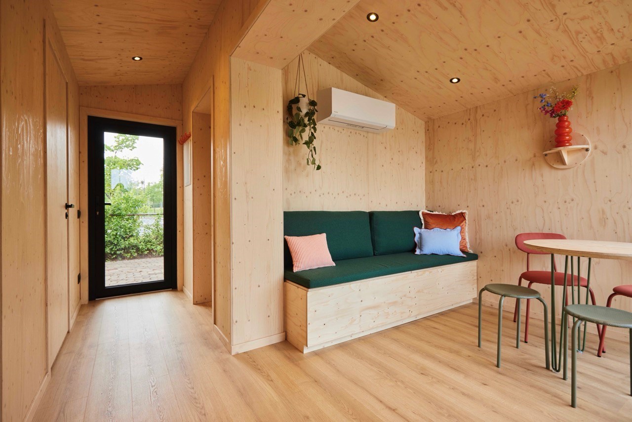 Tiny House op een stadscamping in Den Bosch: Klein slapen, groots genieten!