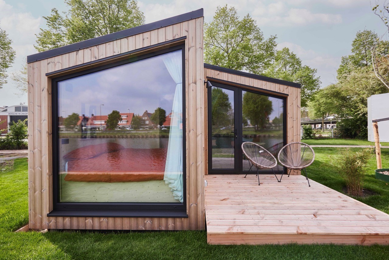 Tiny House op een stadscamping in Den Bosch: Klein slapen, groots genieten!