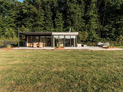Unieke B&B met GAME-room en massagebad (van Silverspa!) Unieke B&B met GAME-room en massagebad (van Silverspa!)