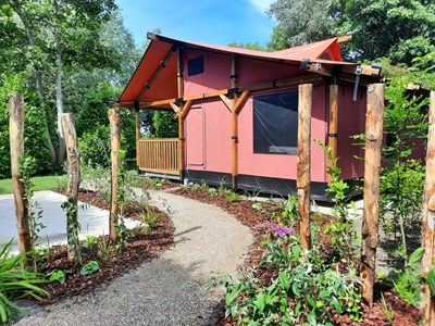 Luxe Glamping lodge met uitzicht over het meer Luxe Glamping lodge met uitzicht over het meer
