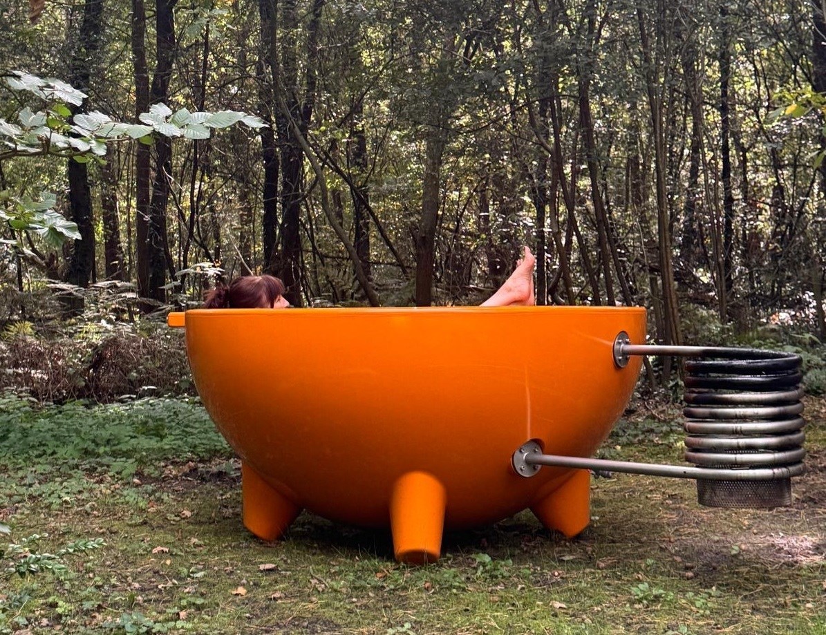 Boshuisje met hottub op een unieke plek midden in het bos