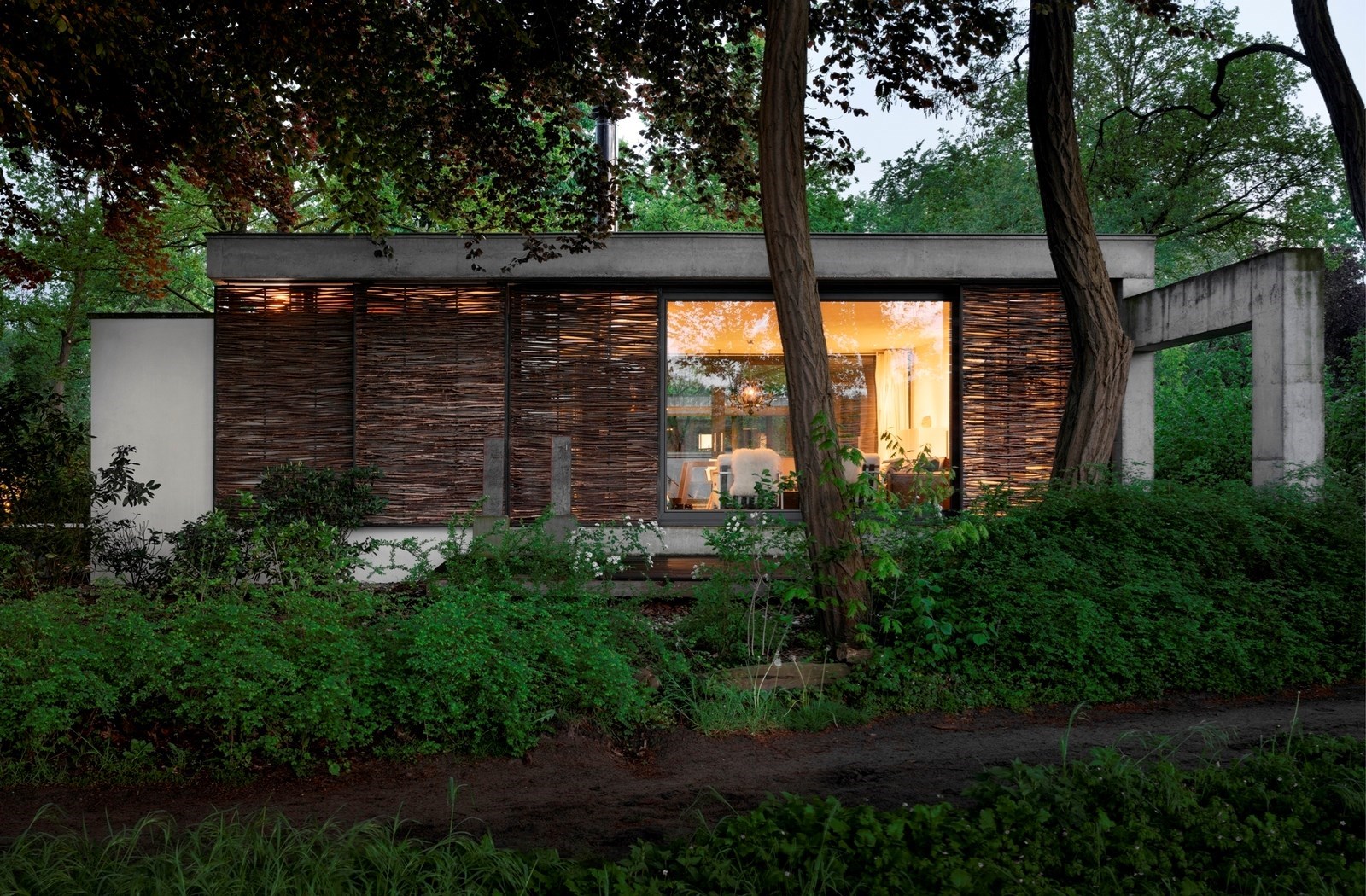 Uniek vormgegeven Betonnen boshuis