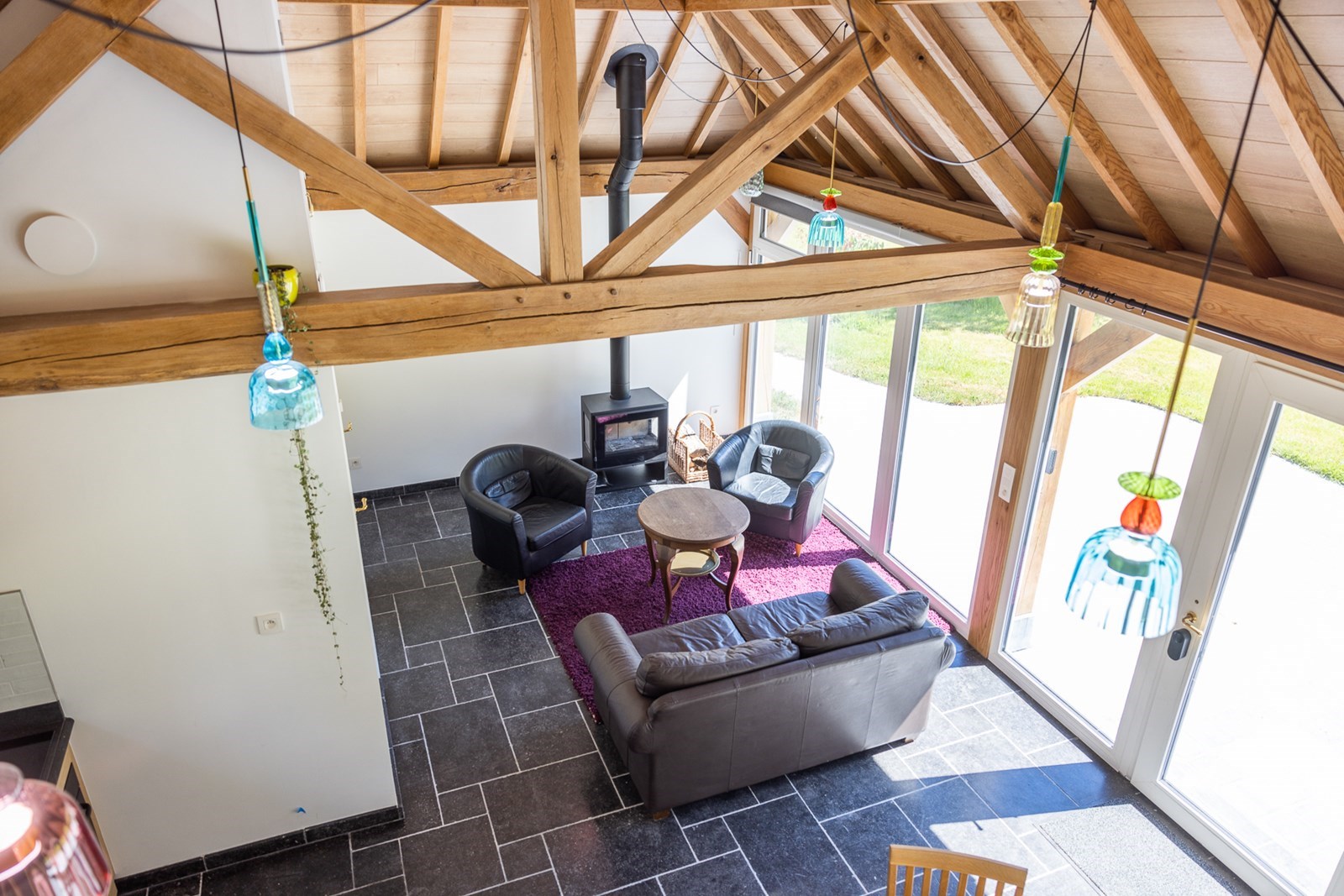 Bijzonder boshuisje naast een kasteel op een groot landgoed