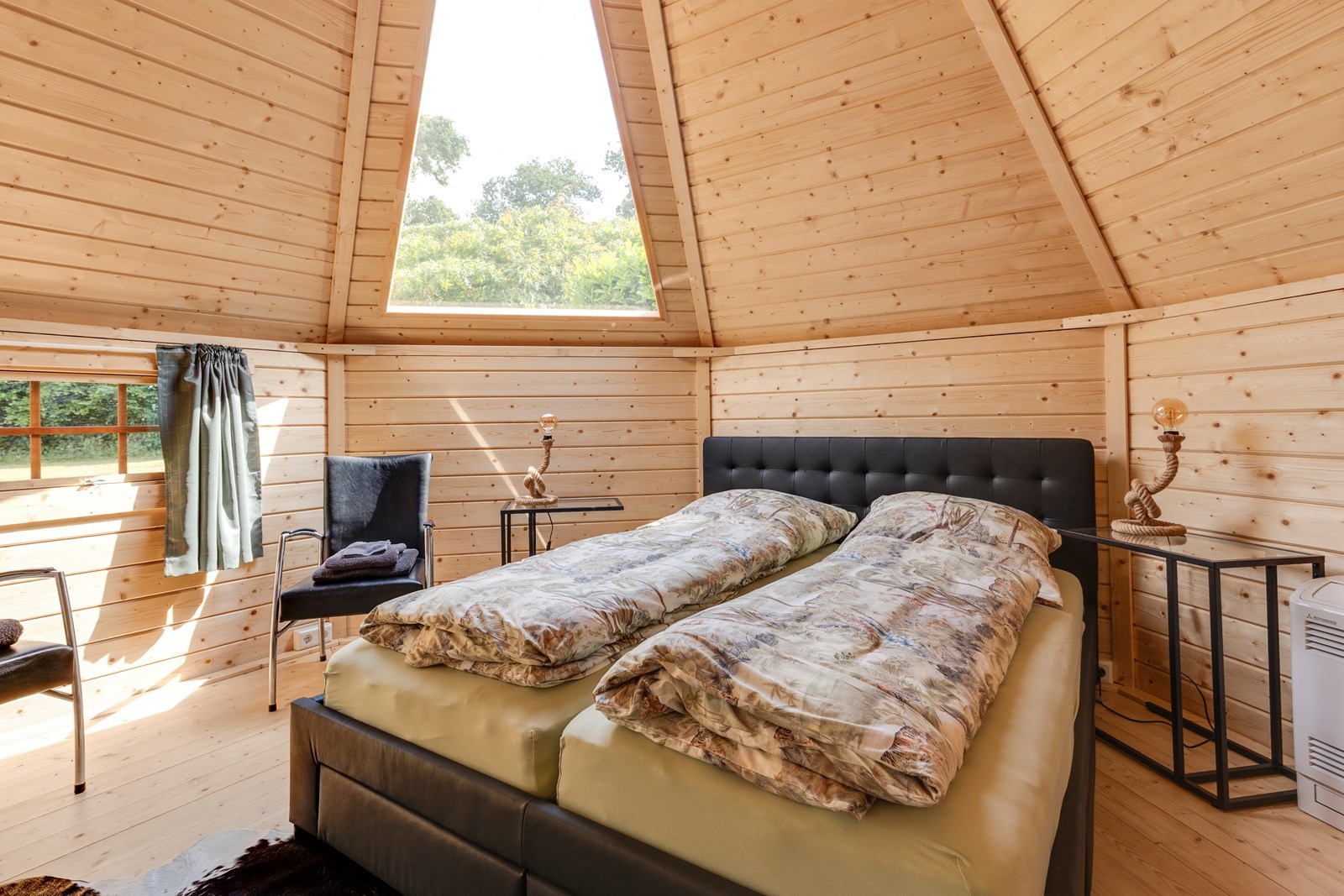 Slaap in een Kota en geniet door het panoramaglas van de sterren