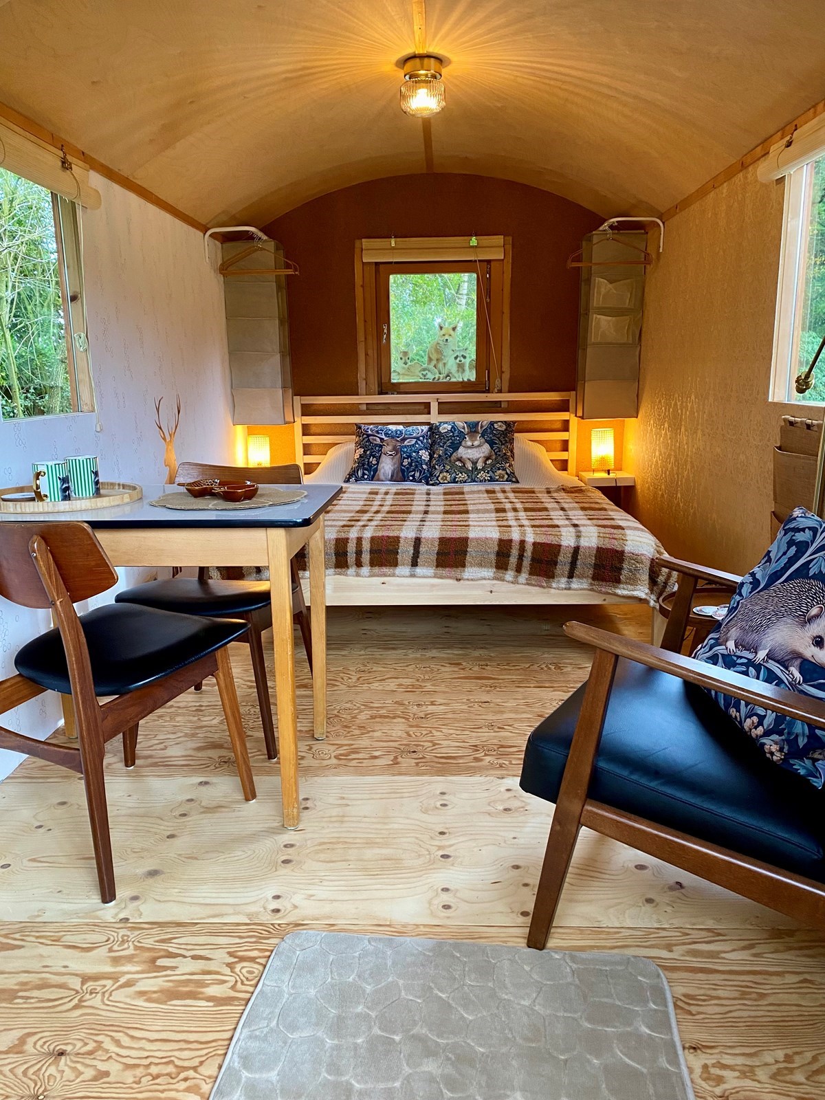 Origineel overnachten in een Wildhut, een Tiny-Home met uitzicht op wild