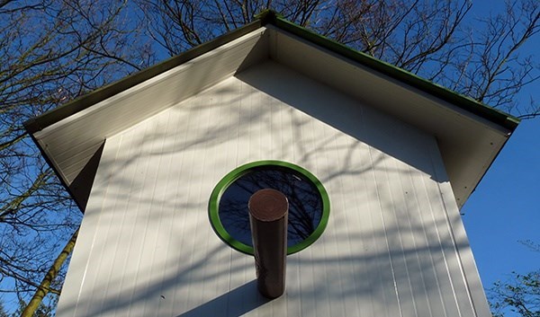 Slapen in een Vogelhuisje