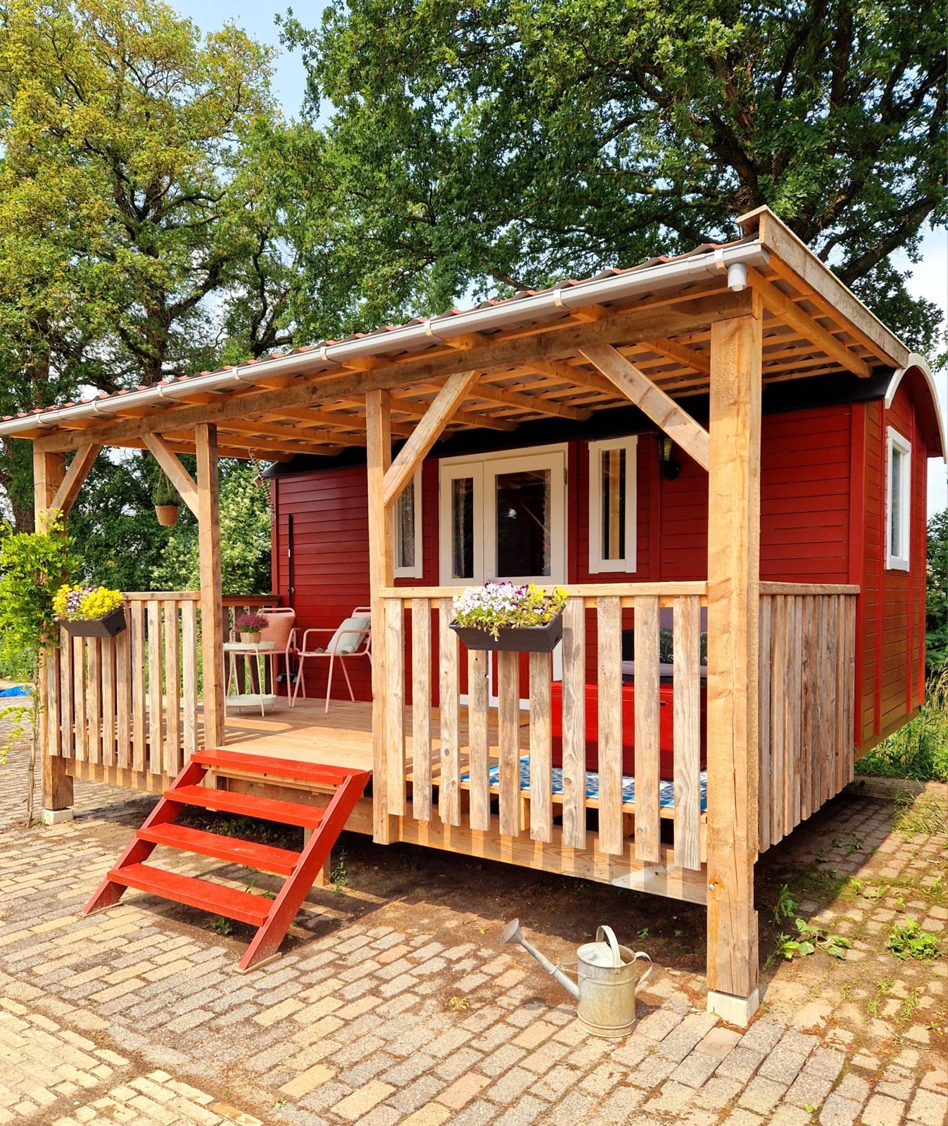 Gezellige Pipowagen met knusse bedstee