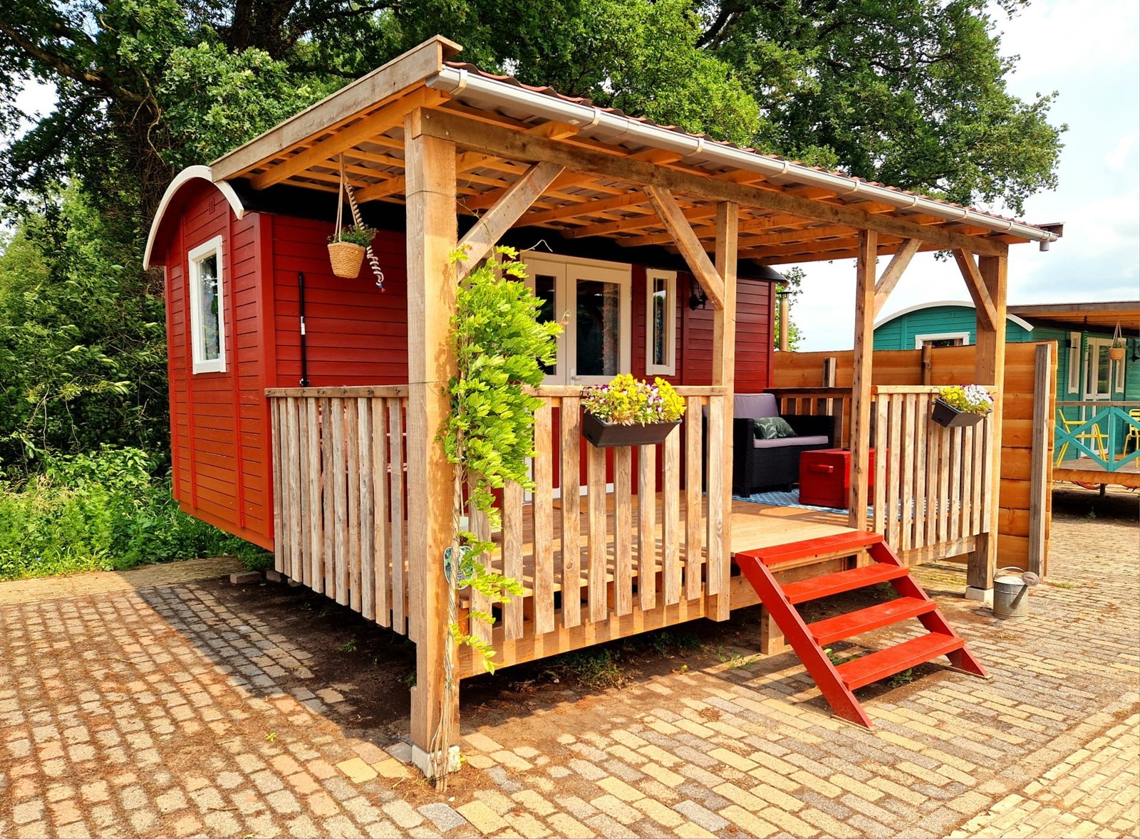 Gezellige Pipowagen met knusse bedstee