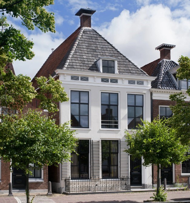Overnachten in een 17de-eeuwse huis in het historische centrum van Makkum