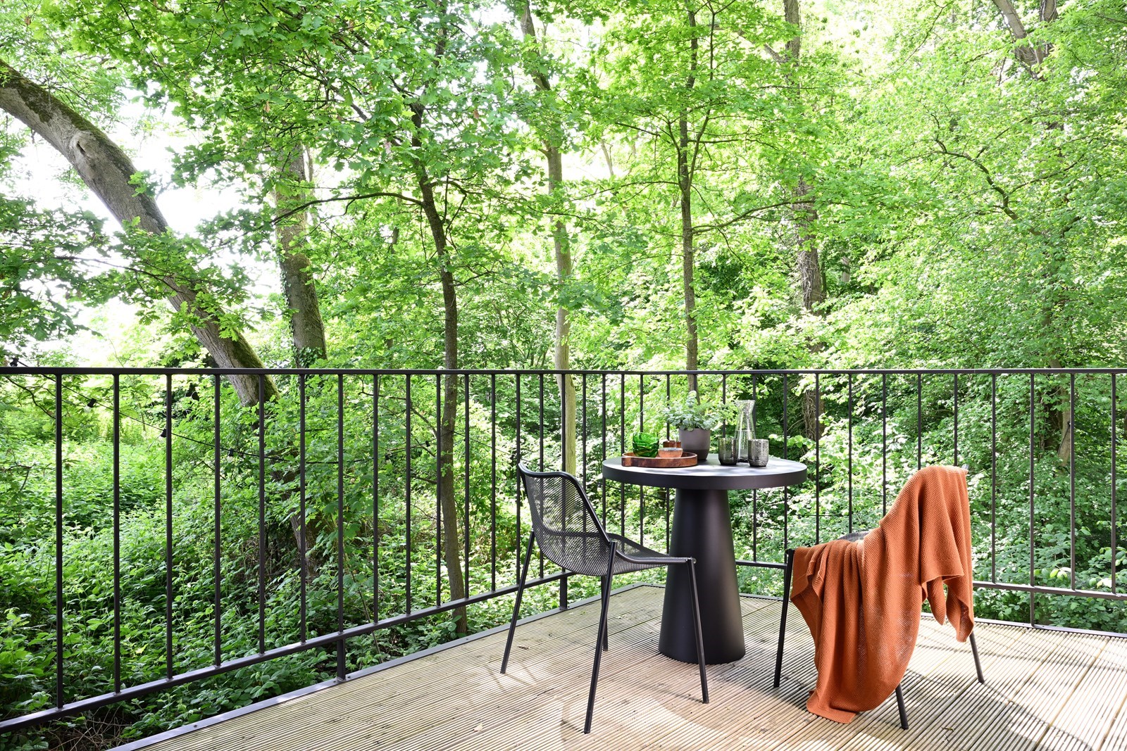 Unieke design droomplek tussen de bomen