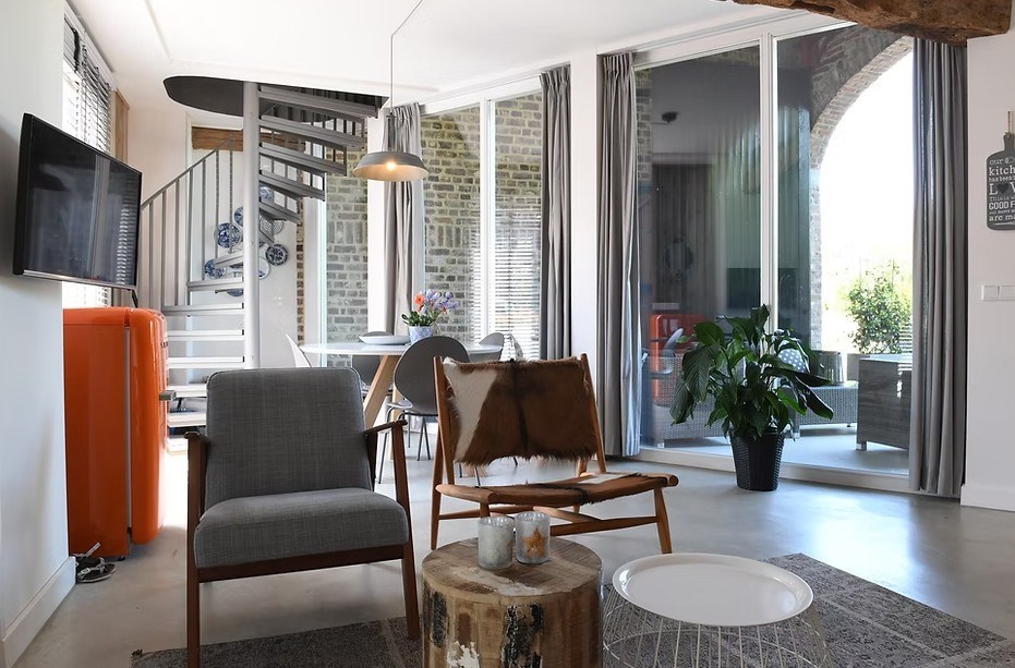 Voormalige schuur op een monumentale Limburgse hoeve