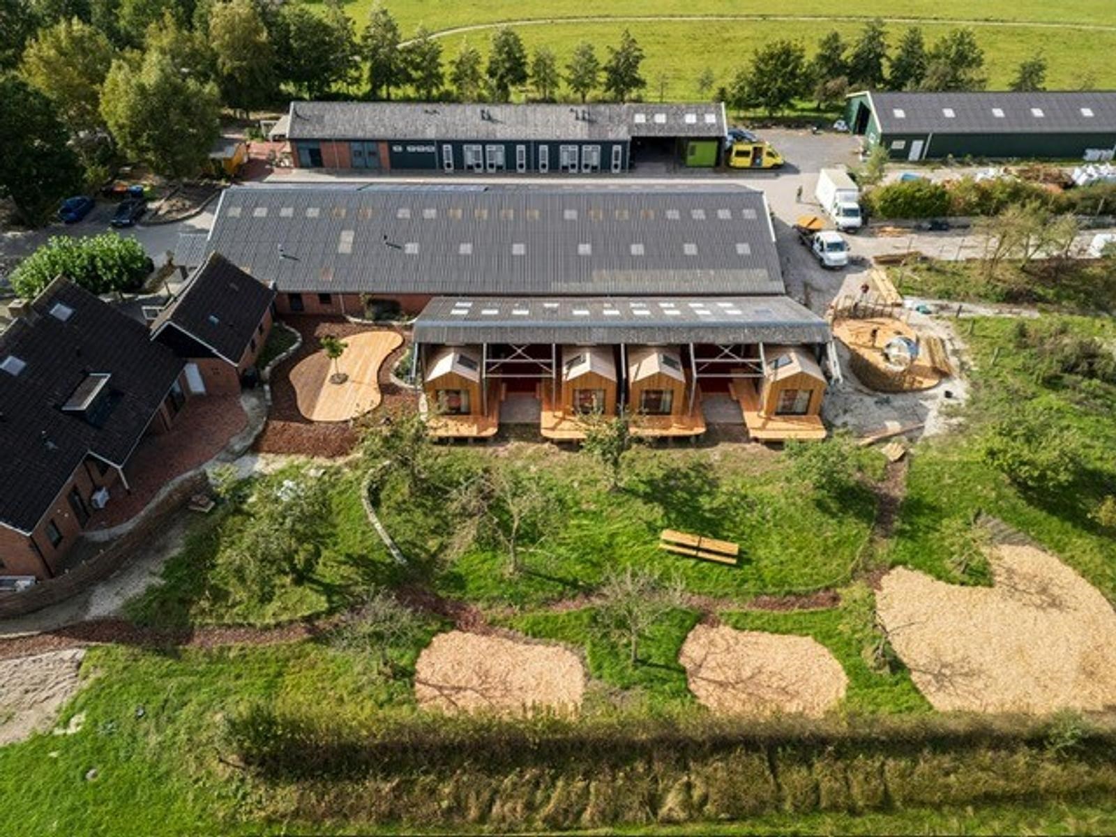 Bijzonder natuurhuisje in een boomgaard en direct grenzend aan een natuurgebied