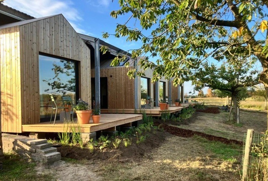 Bijzonder natuurhuisje in een boomgaard en direct grenzend aan een natuurgebied
