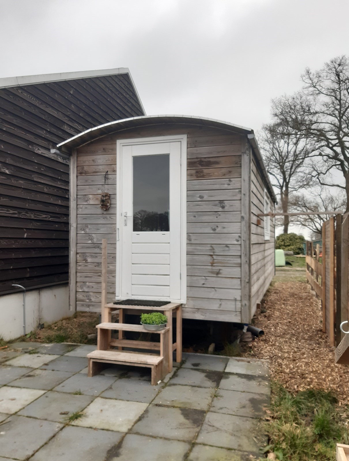 Slapen als een herder op een kleinschalige geiten- en schapenboerderij