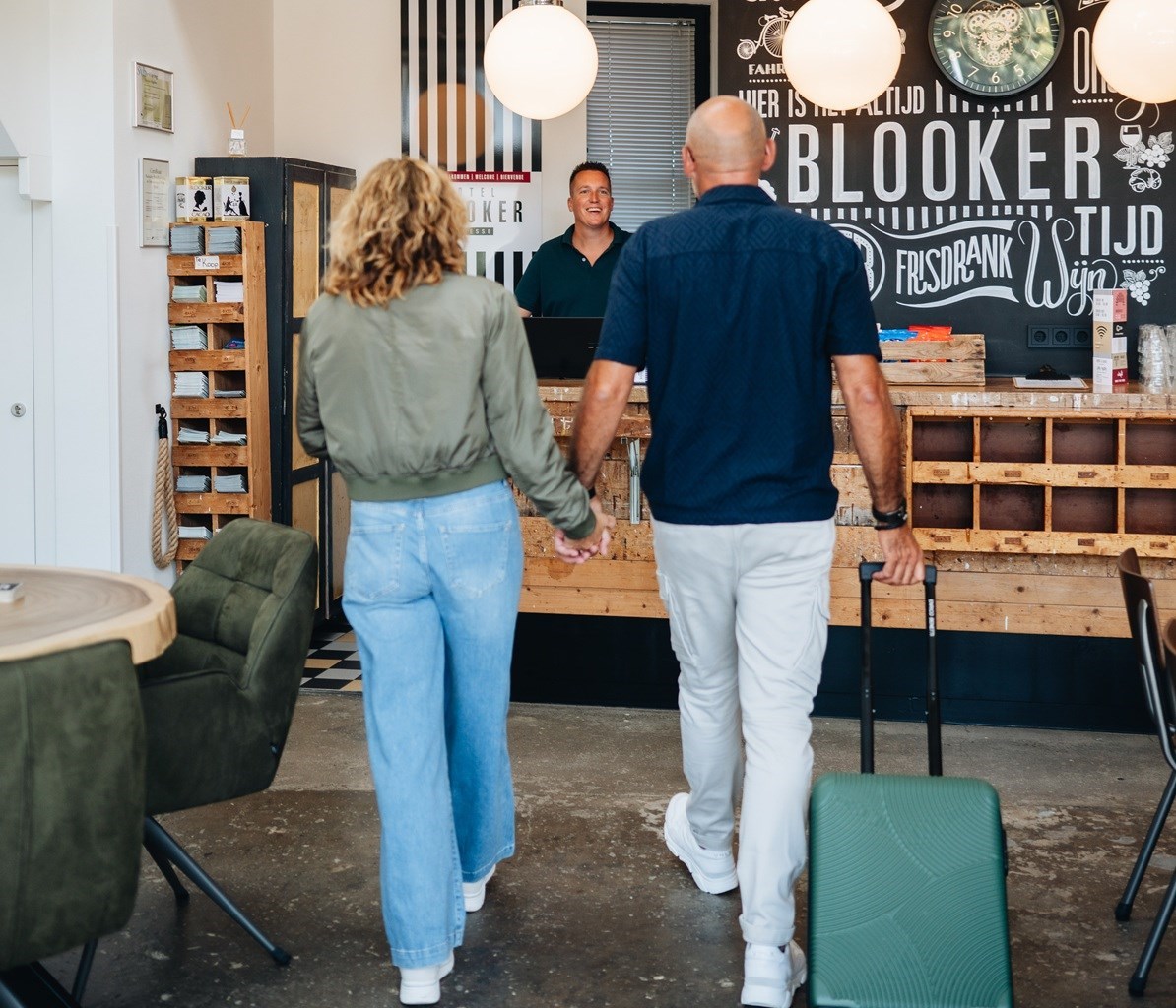 Slapen in een oude timmerwerkplaats vol charme op loopafstand van het strand en centrum