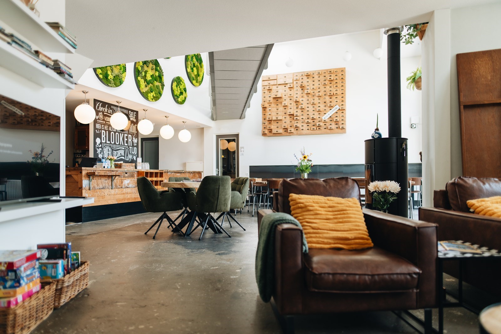 Slapen in een oude timmerwerkplaats vol charme op loopafstand van het strand en centrum