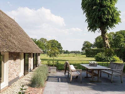 Slapen in de Potstal van een monumentale boerderij Slapen in de Potstal van een monumentale boerderij