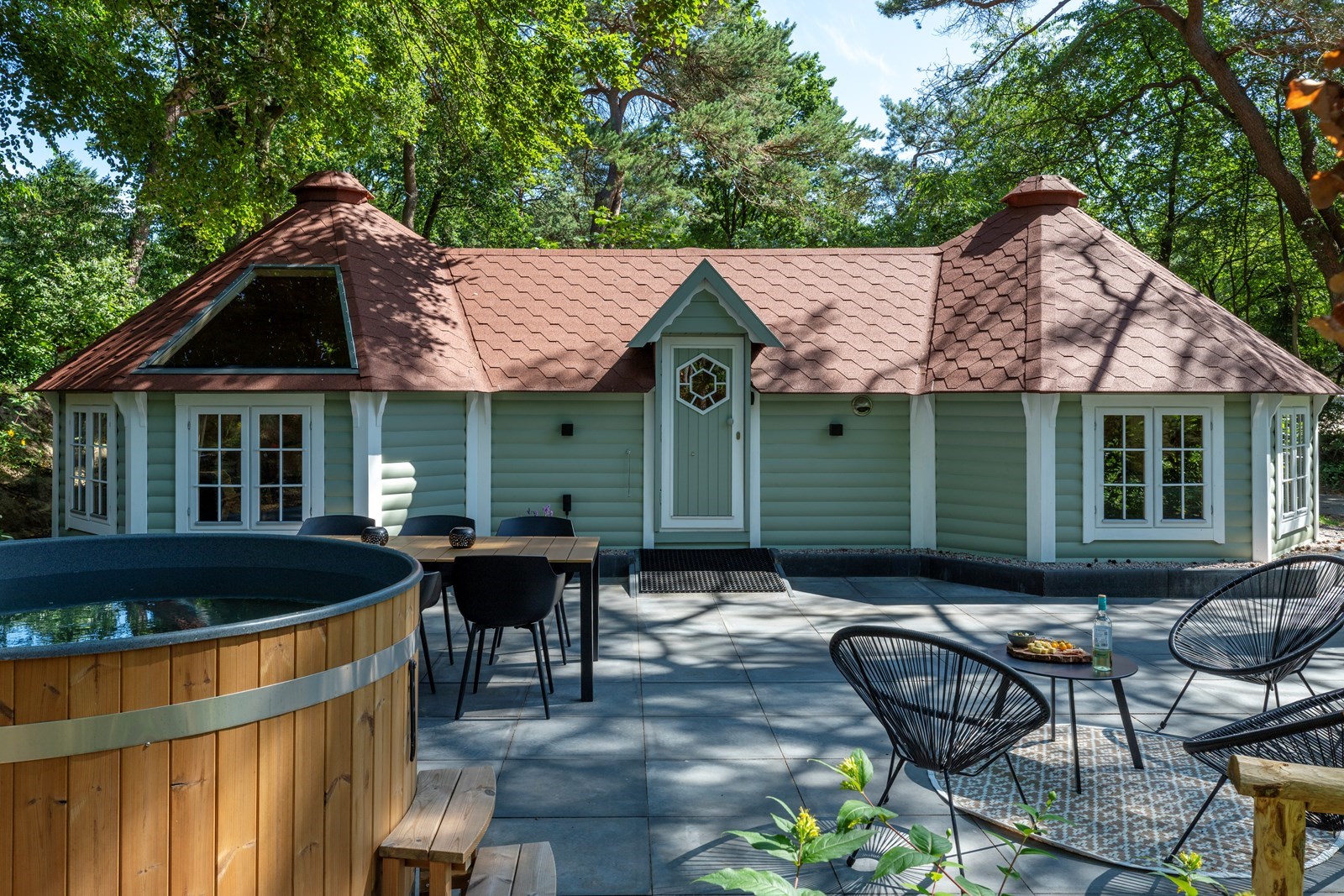 Wellness kota met hottub en sauna