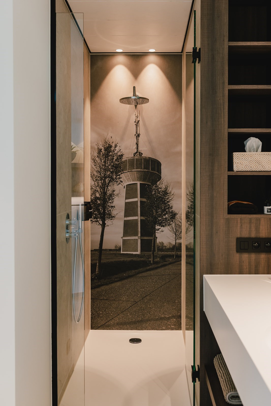 Overnachten op de 1e verdieping in een luxueus gerenoveerde watertoren vlakbij Maastricht