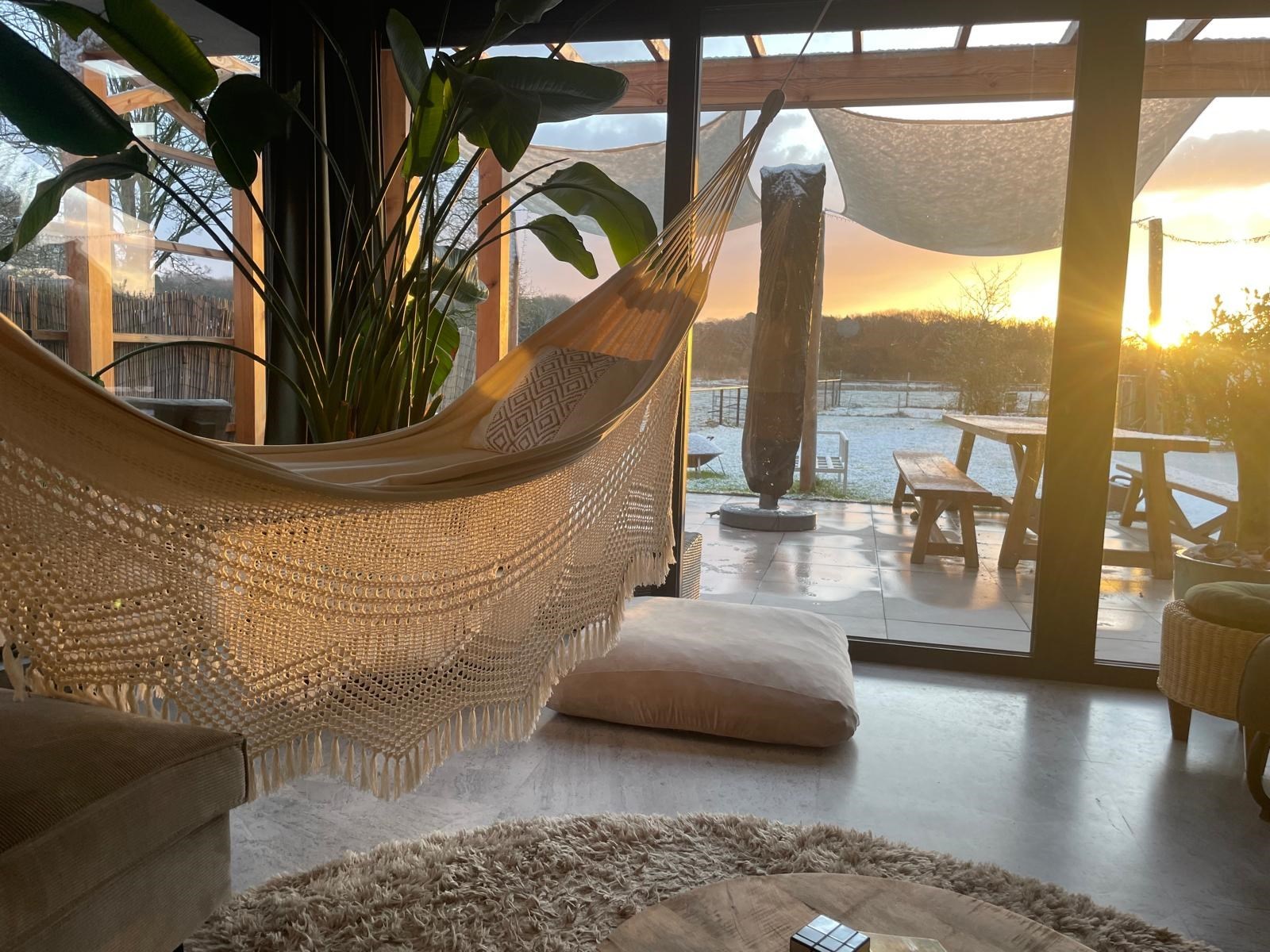 All-inclusive liefdesbeleving. Een romantische nacht die jullie dichter bij elkaar brengt.