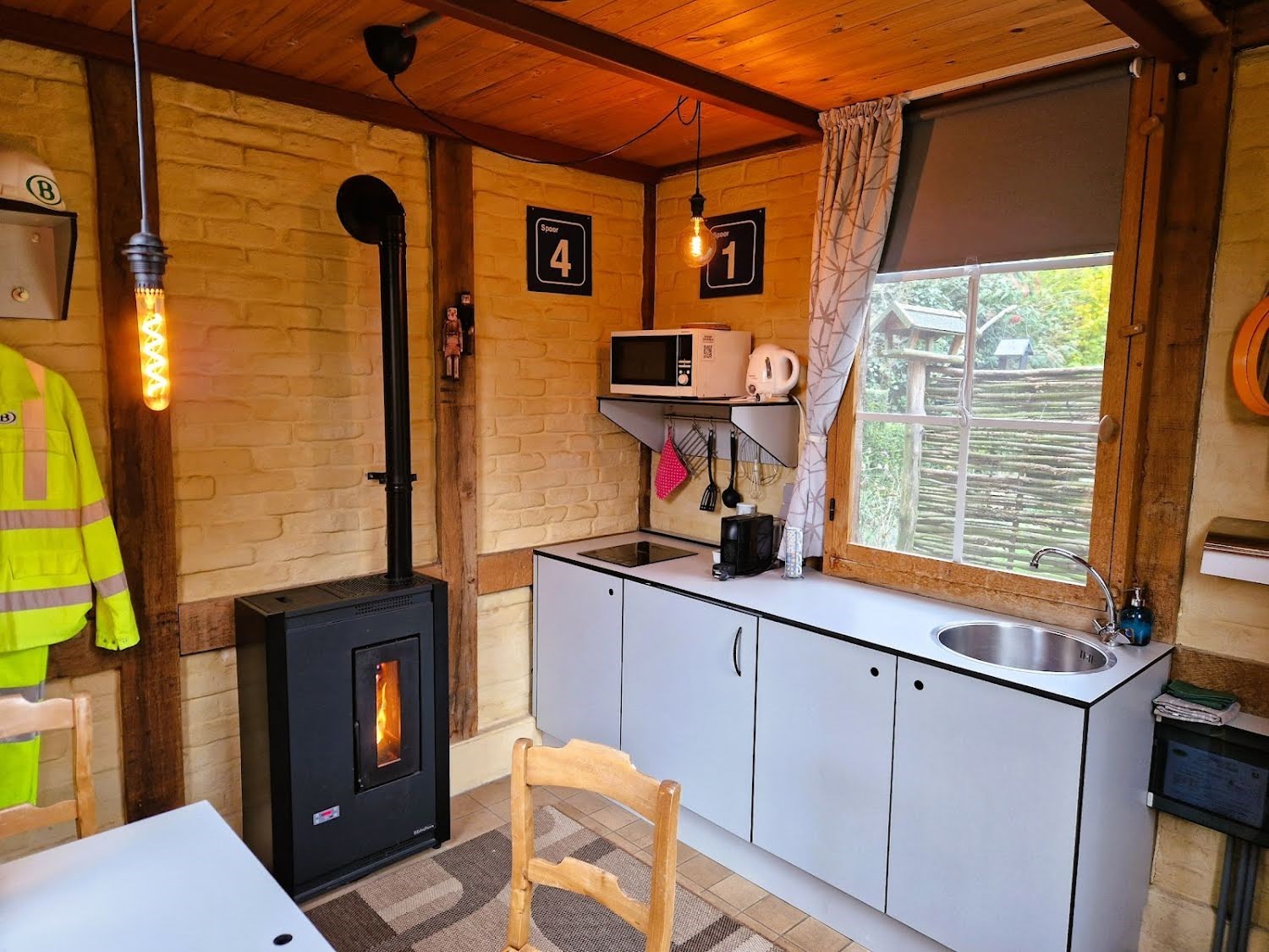 Uniek overnachten in het huisje van de spoorwegarbeiders