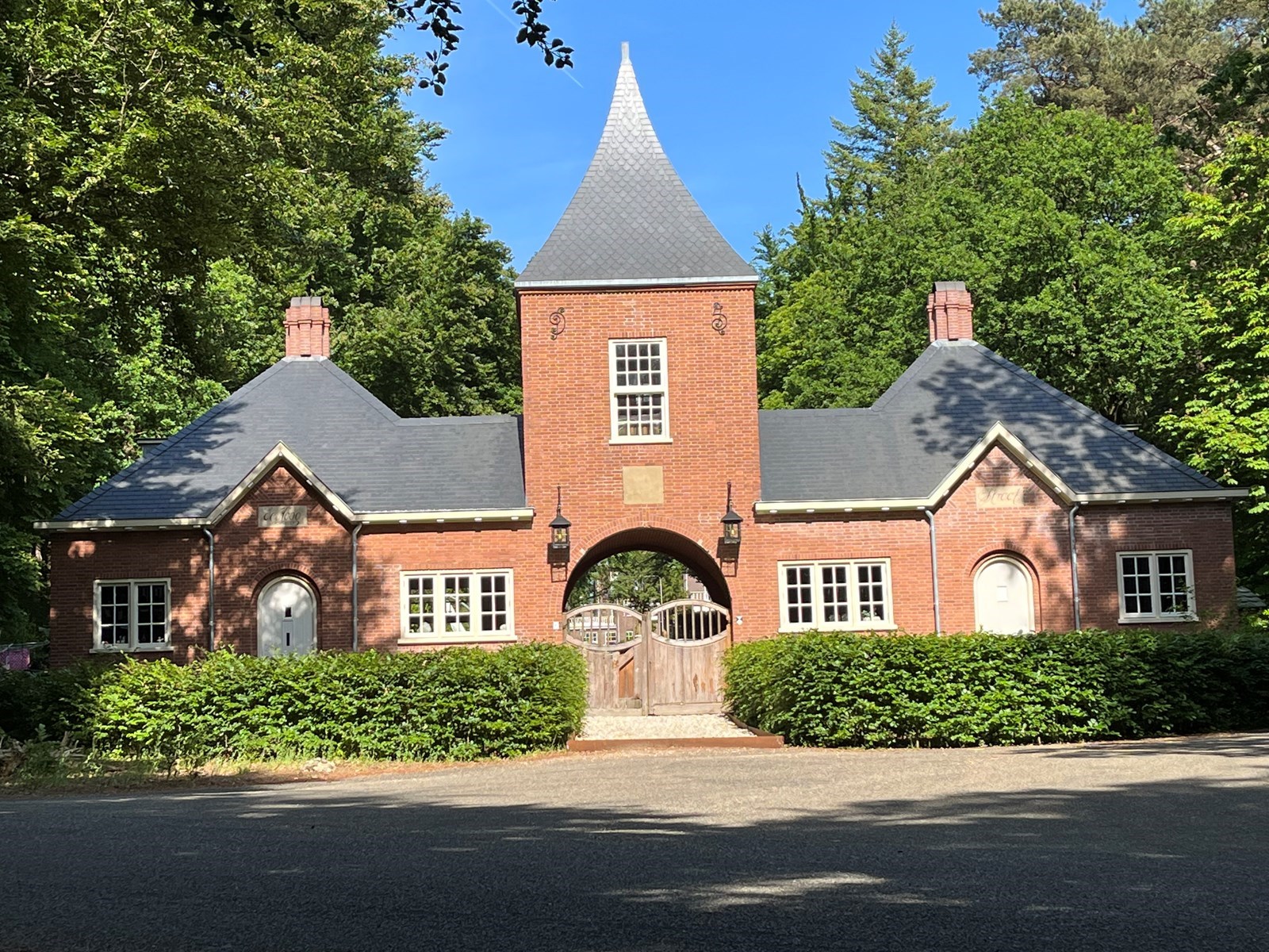 Overnachten in een monumentaal Poortgebouw op de Utrechtse Heuvelrug