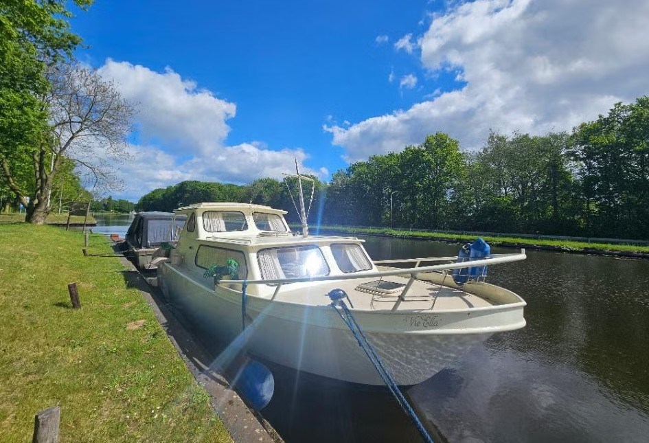 Dromen op het water: Romantisch overnachten op een knusse boot