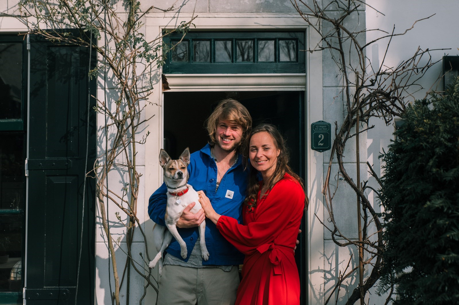 Overnachten in een eclectisch ingerichte cottage uit 1799, een voormalige apotheek en woonhuis van een beroemde toneelschrijver