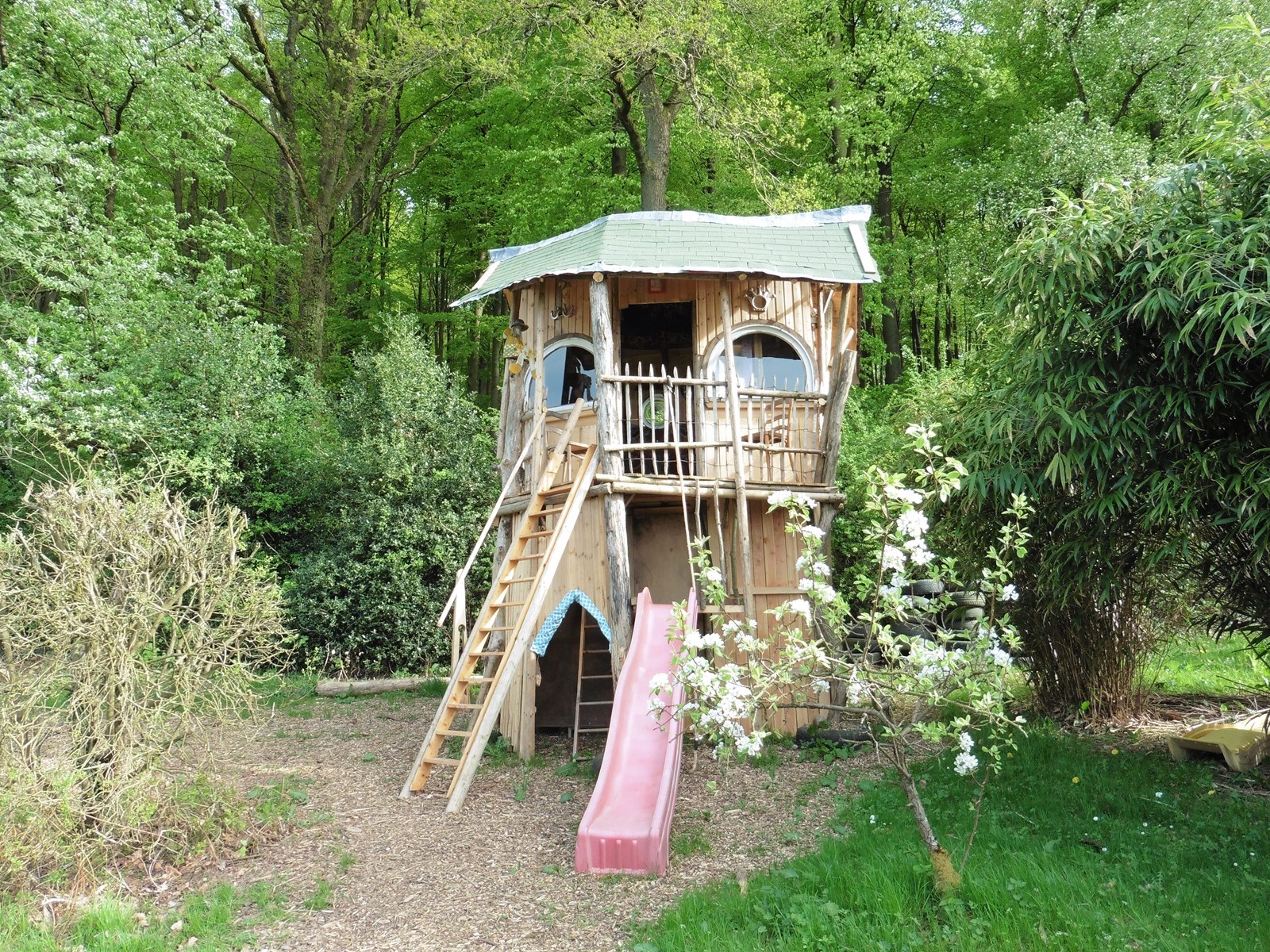 Knus chalet in de Ardennen met grote tuin en bos