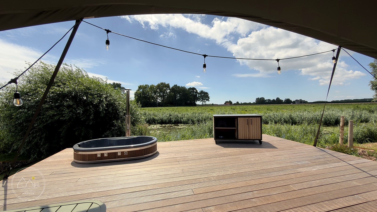 Romantische 2-persoons glamping lodge met hottub