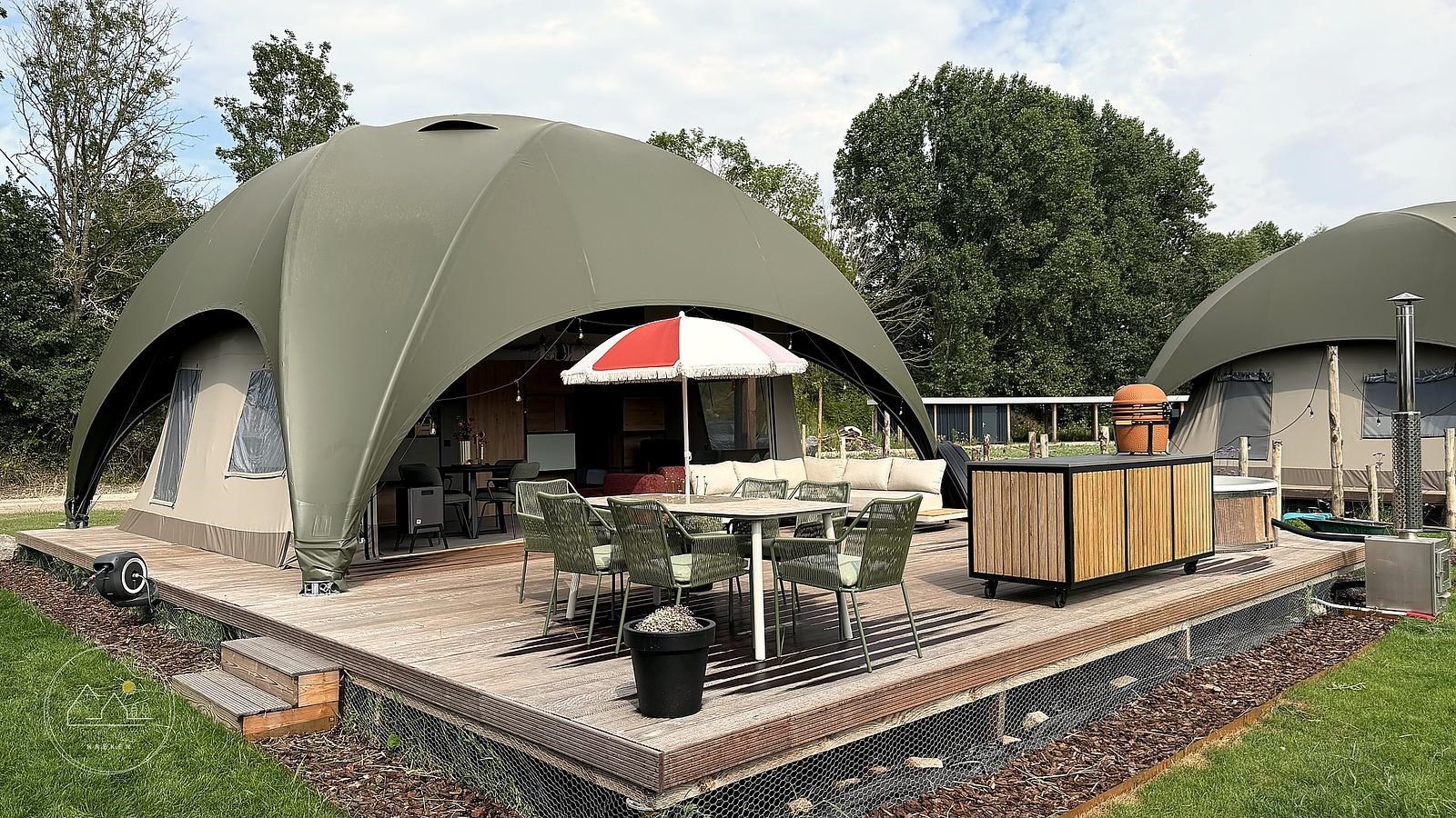 Grote glamping lodge voor het hele gezin met hottub