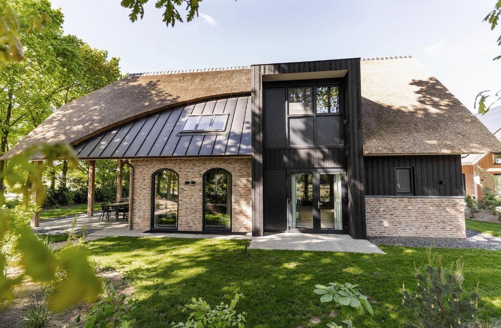Bijzondere boerderijvilla met binnenzwembad en wellness